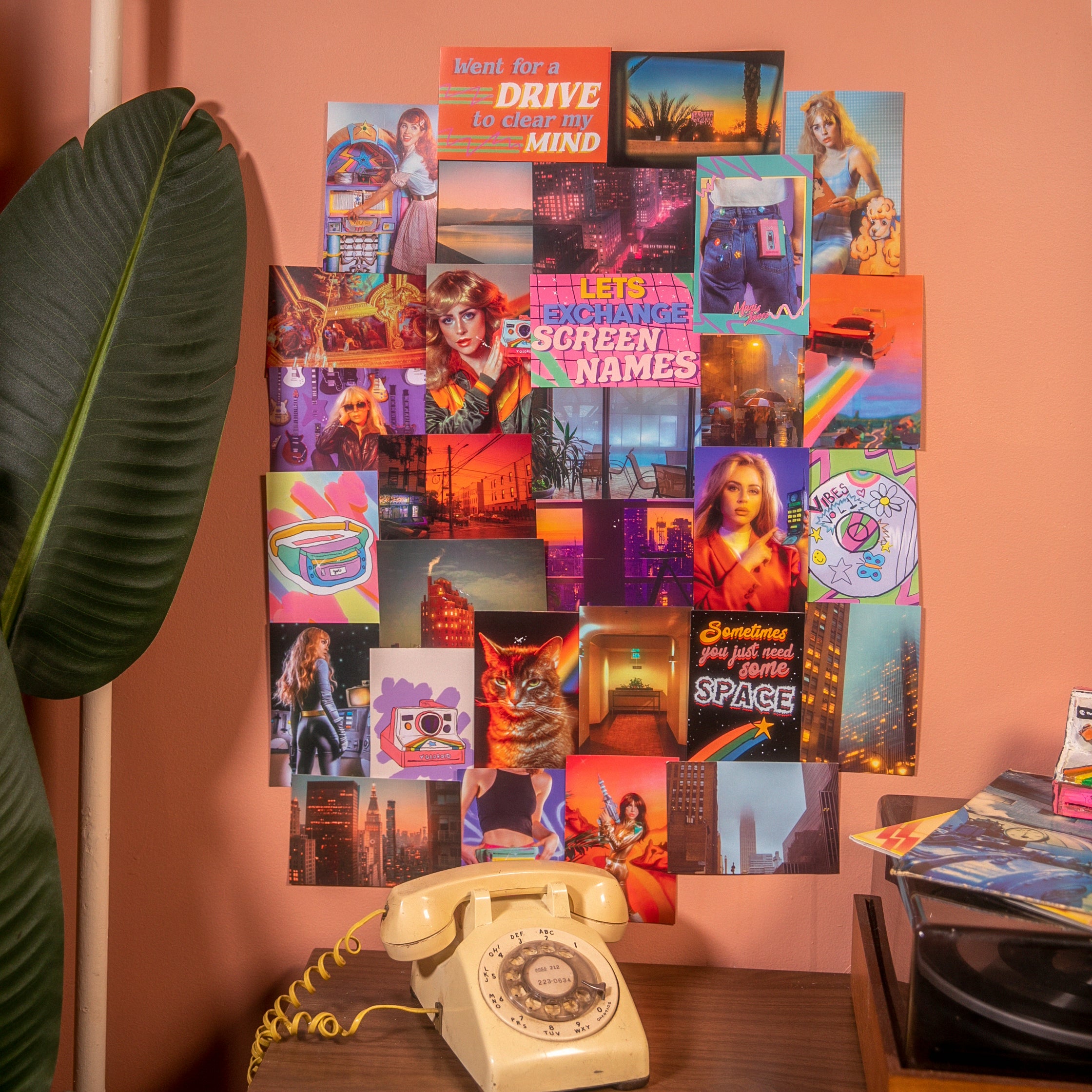 Retro Aesthetic Collage Kit, 30 Piece Kit