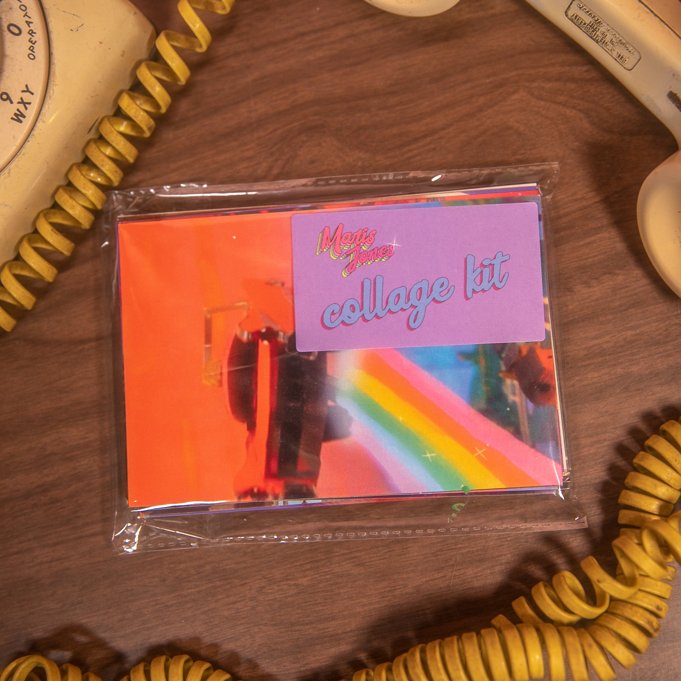 Retro Aesthetic Collage Kit, 30 Piece Kit